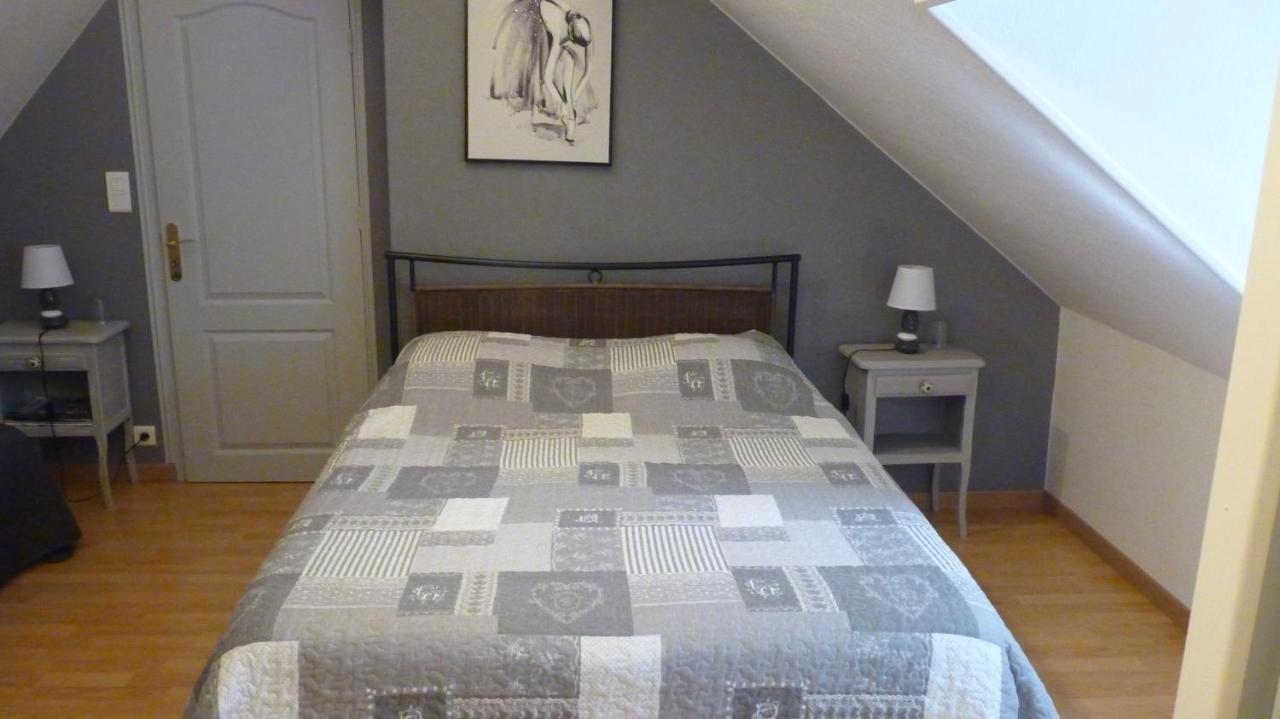 La Cyrillaure Bed and Breakfast Mosnes Eksteriør billede