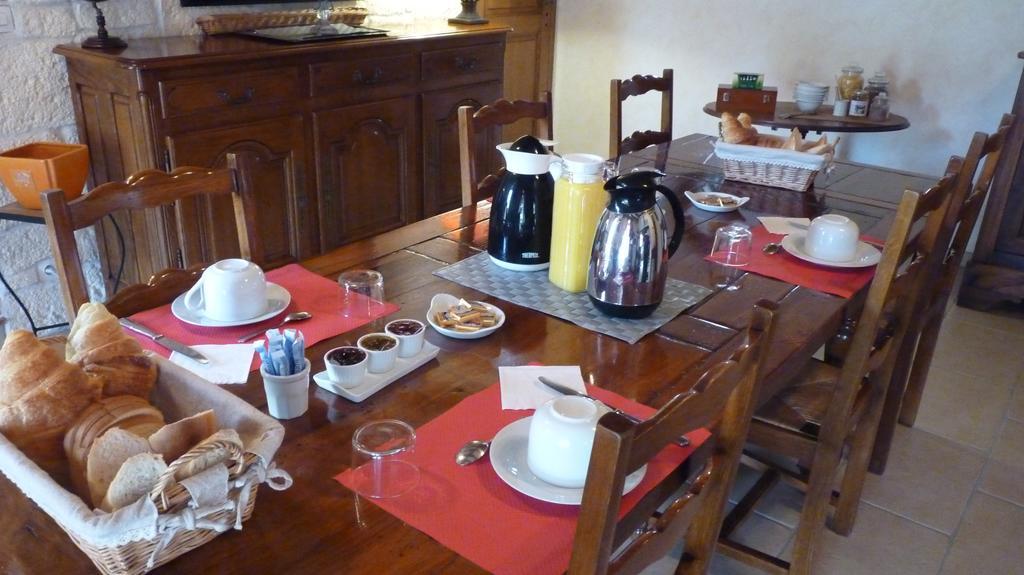 La Cyrillaure Bed and Breakfast Mosnes Eksteriør billede
